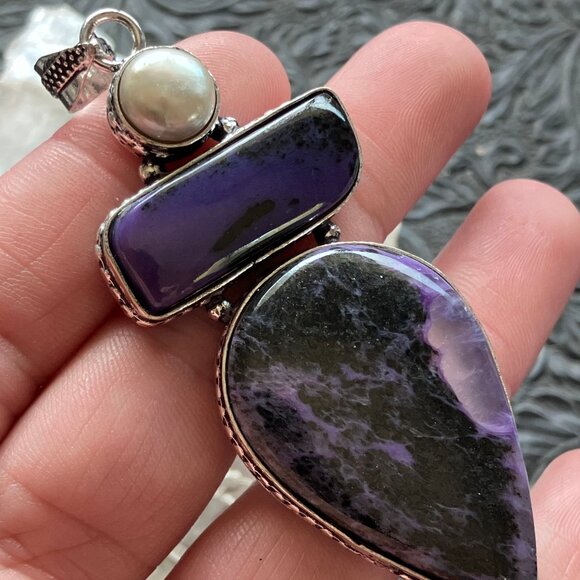 Pearl and Charoite Crystal Stone Jewelry Pendant - Picture 5 of 8